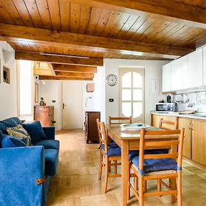 Apartamento Residenza Santa Lucia, Nápoles